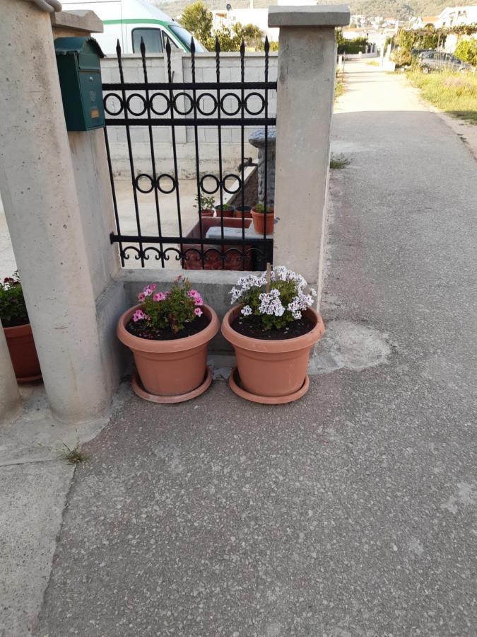 Zecirovic Mnebar Bar Exterior photo